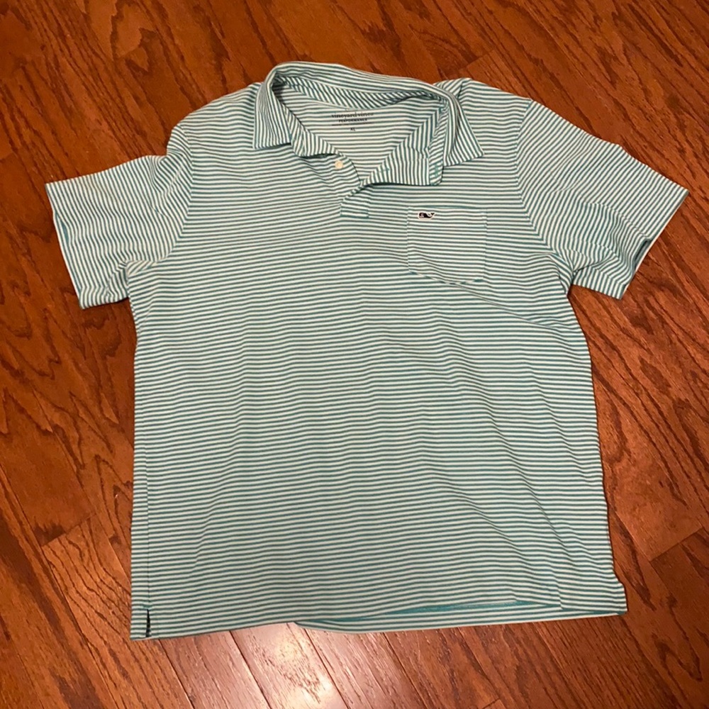 Men’s vineyard vines polo